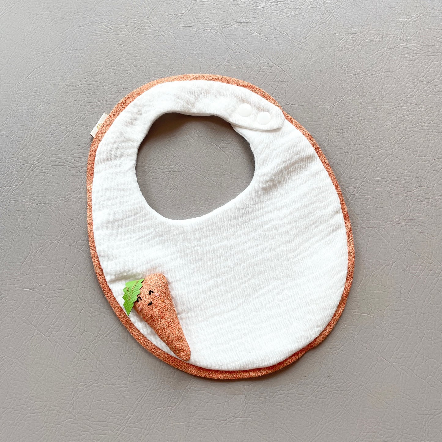 Friend Bib